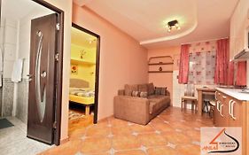 Garsoniera Ania Baile Felix
